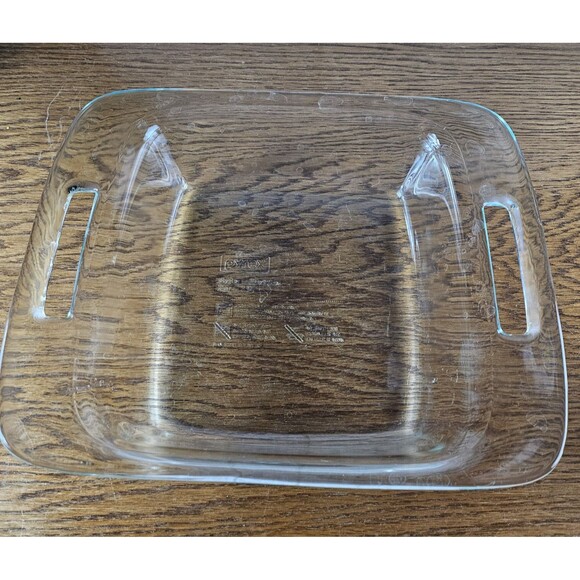 Pyrex Baking Dish Casserole Pan 222 8 Inch Clear Square 8x8x2 Cut Out Handles - Picture 1 of 6